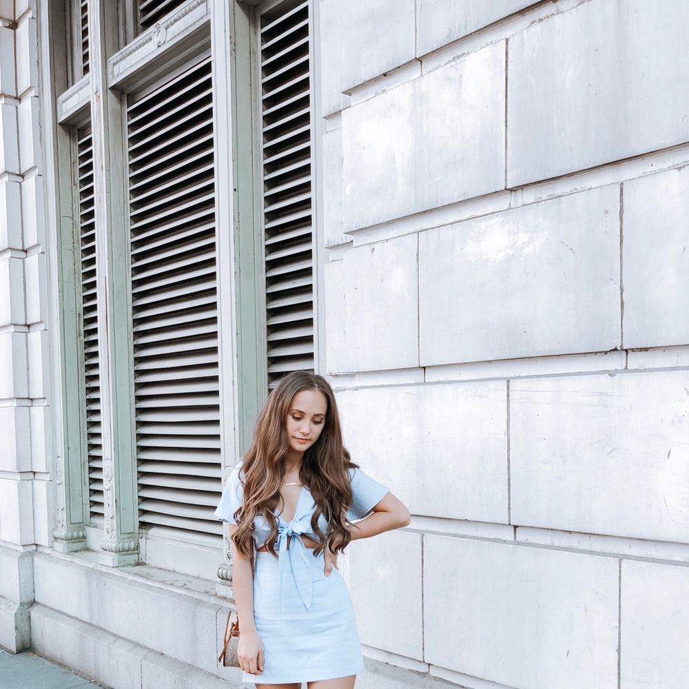 Baby blue mini dress with tie in the front